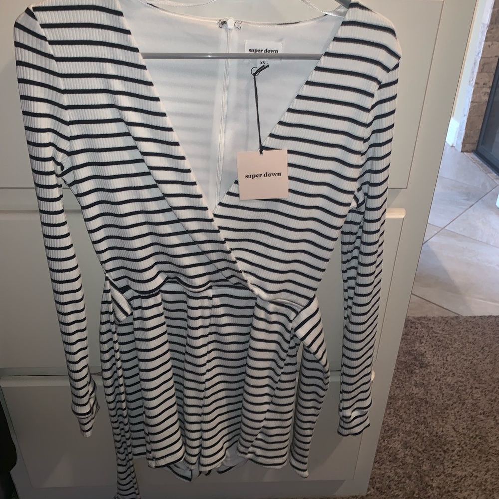 Revolve romper - Picture 5 of 5